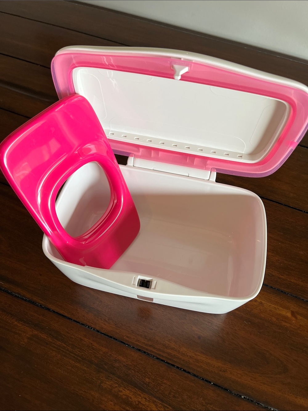 OXO Tot Perfect Pull Wipes Dispenser - Picture 7 of 8